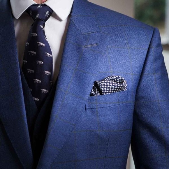 Men’s pocket square - Picture 6 of 6